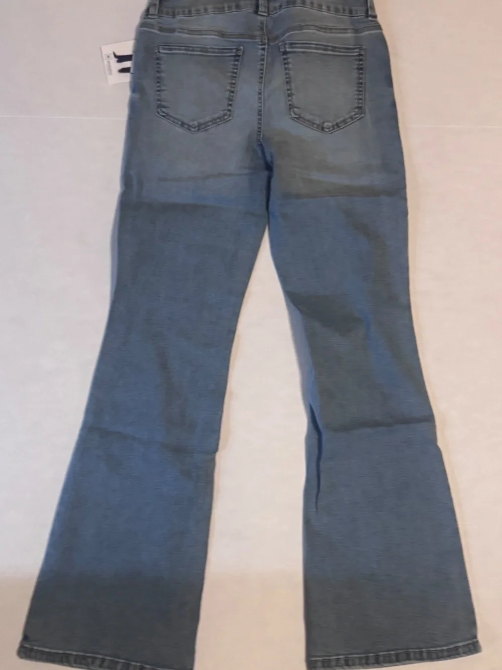 Women's RE Generation Bamboo By Celebrity Pink 9/29 Mid Rise Bootcut Distressed